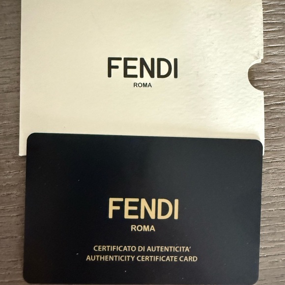 Fendi Black Bold Sunglasses Contemporary Design main image 4